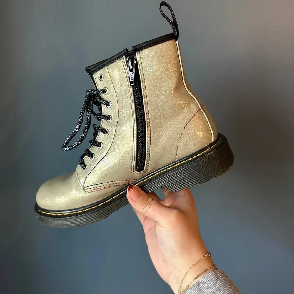 Doc Martens glittery grey‎ boots